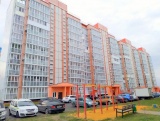 1-комнатная с отделкой в мкрн. Звездный