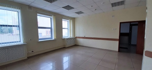 Офис с мебелью.